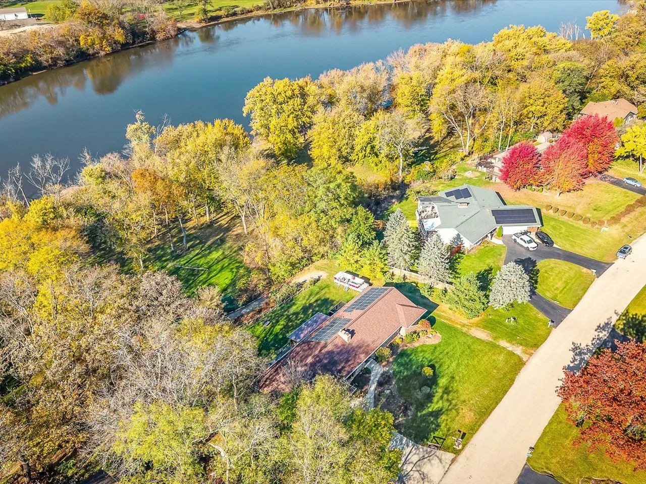 690 Valley Forge Trail IL