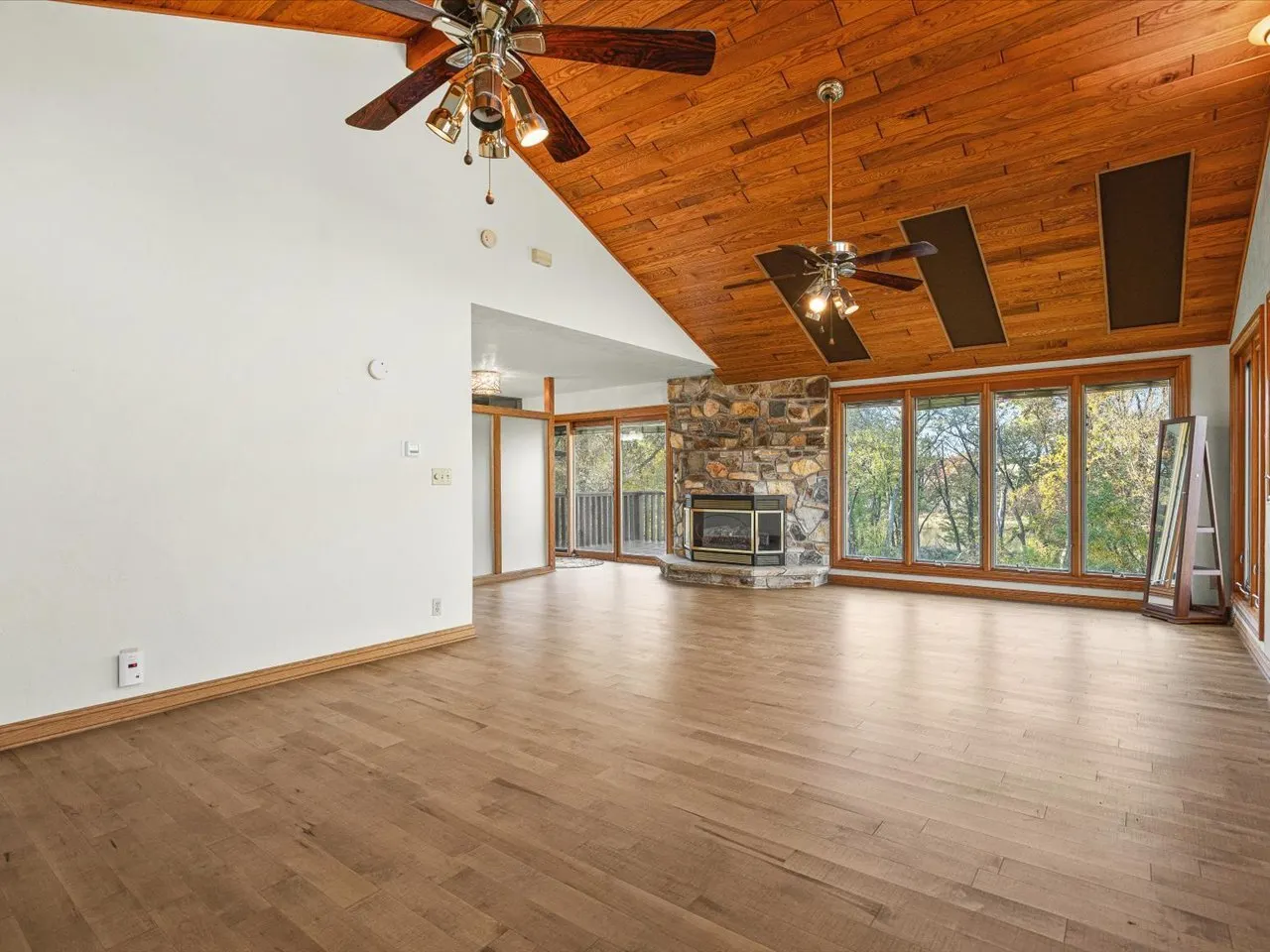690 Valley Forge Trail IL