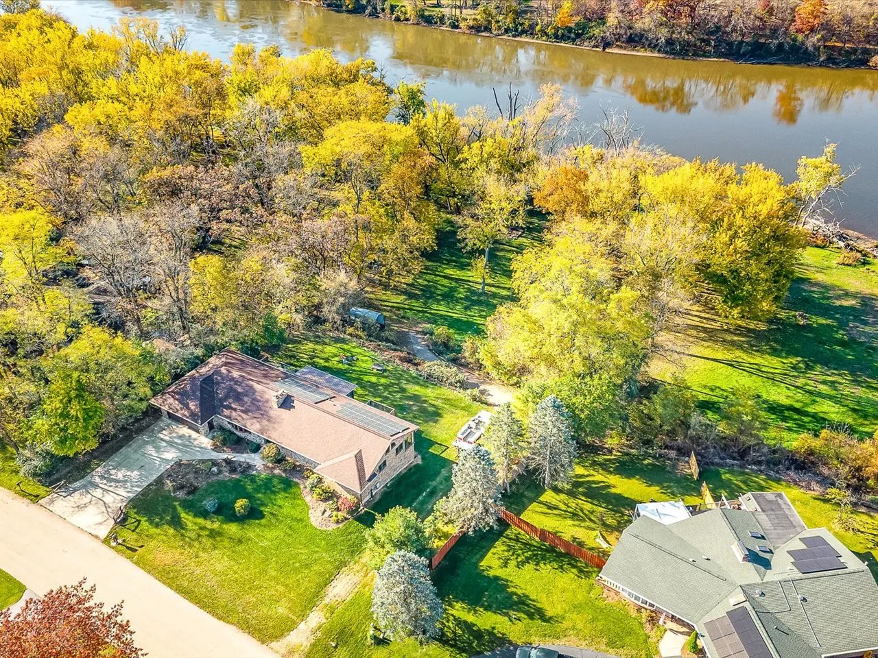 690 Valley Forge Trail IL