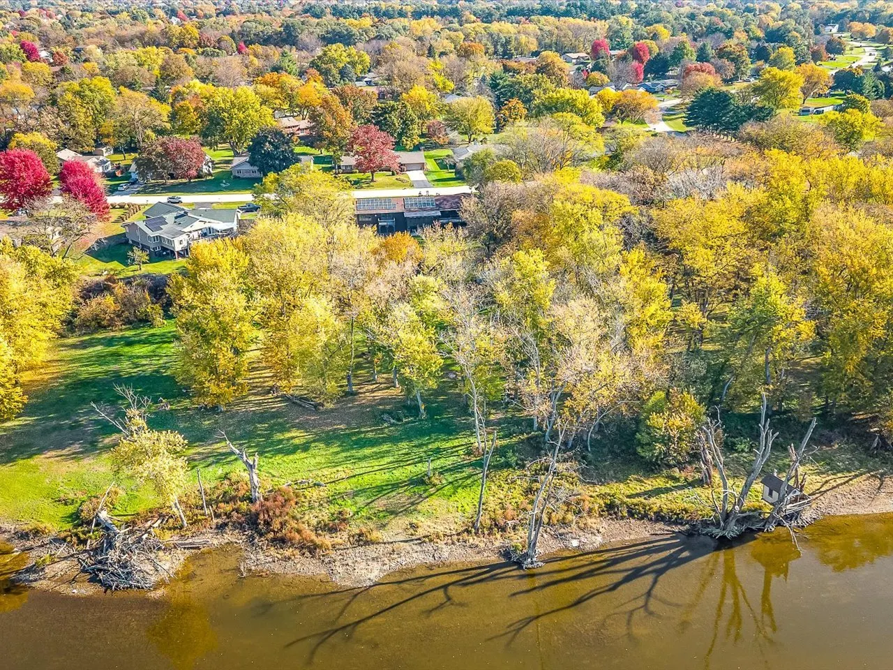690 Valley Forge Trail IL