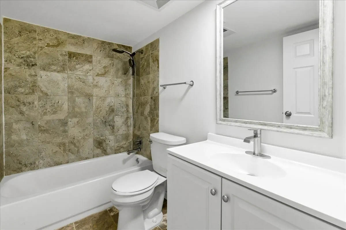 1710 Ardwick Drive IL
