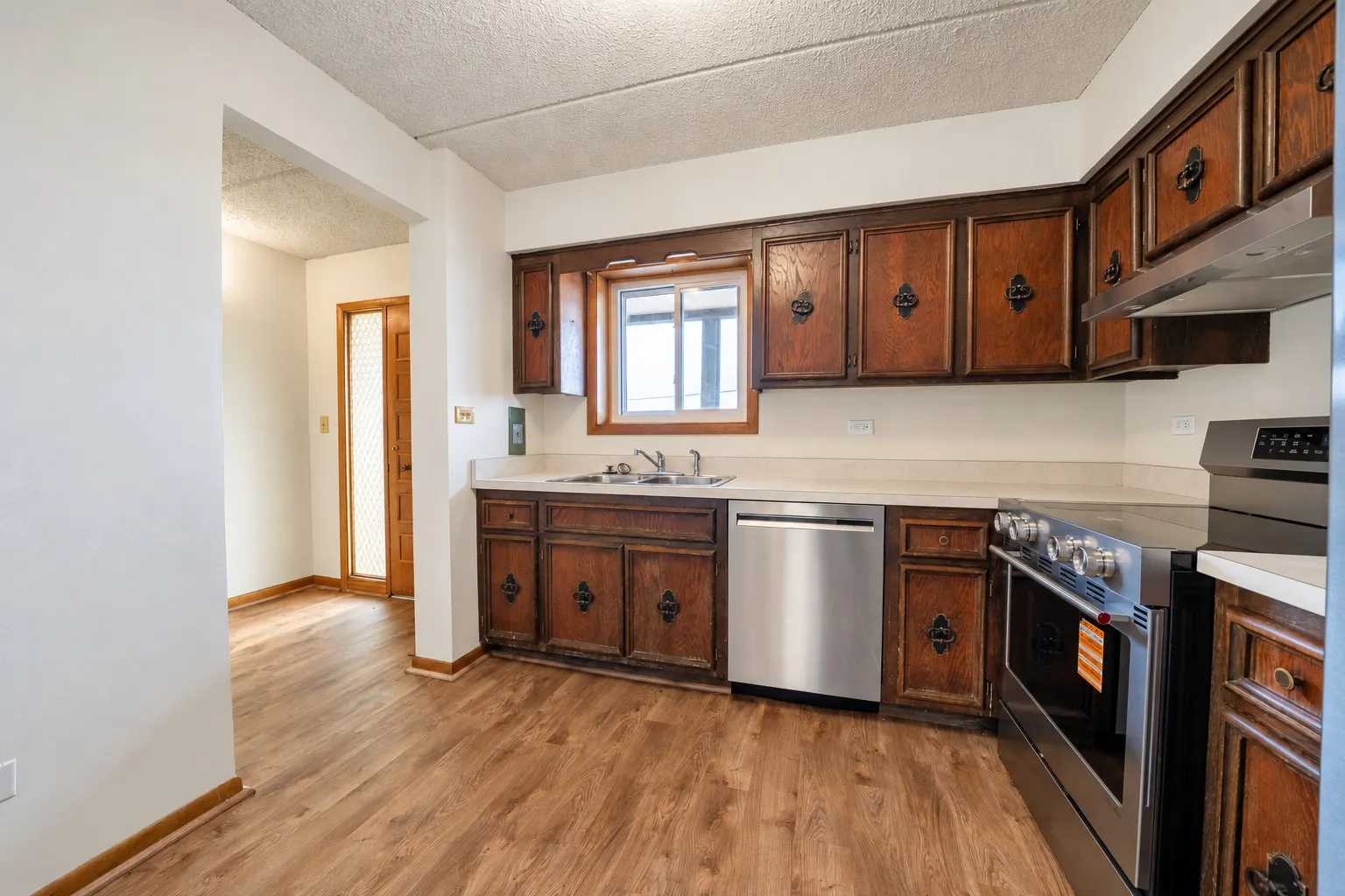 6221 N NIAGARA Avenue IL #403
