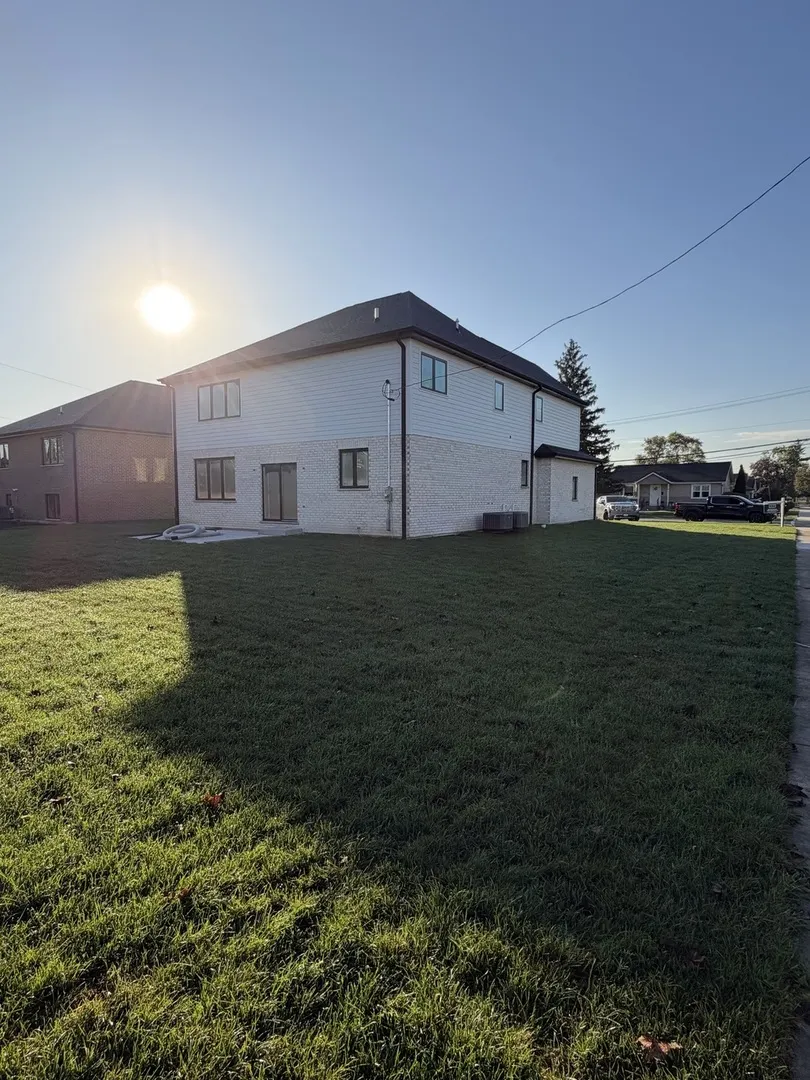 6558 W 85th Street IL