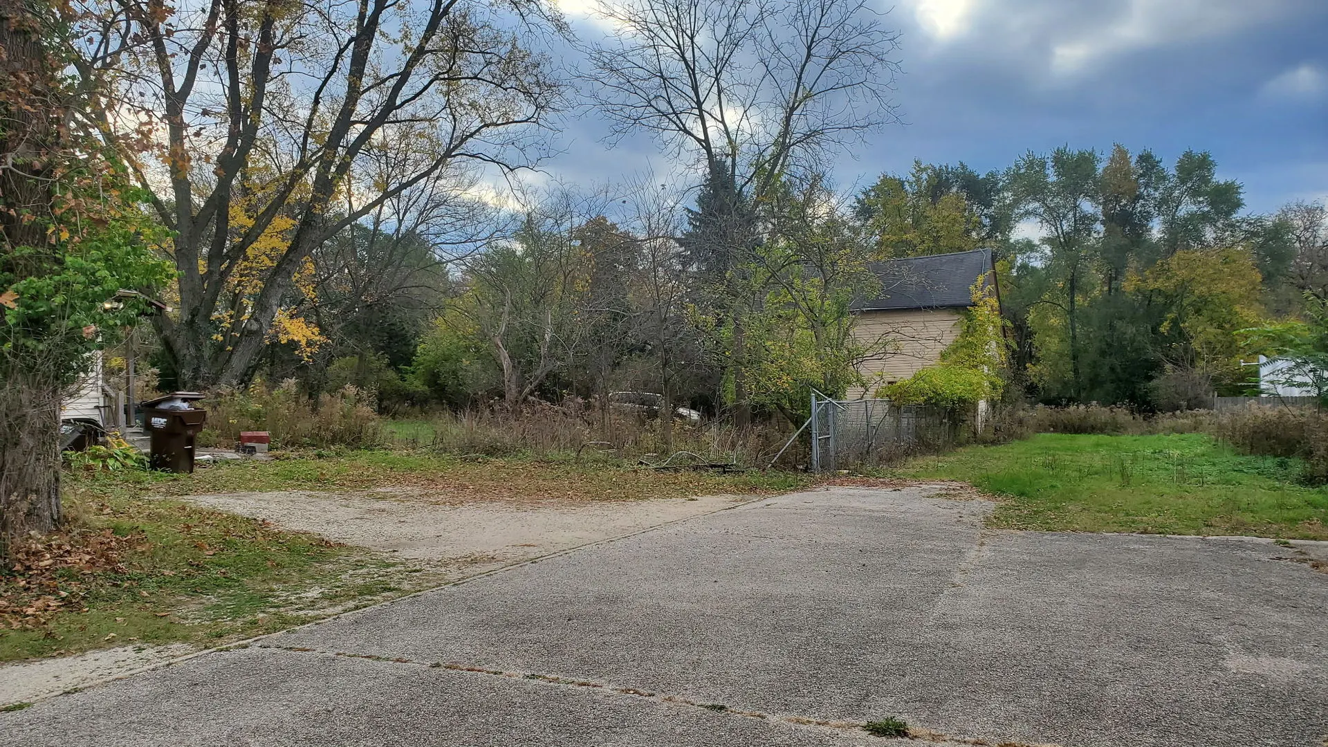 700 Mchenry Avenue IL