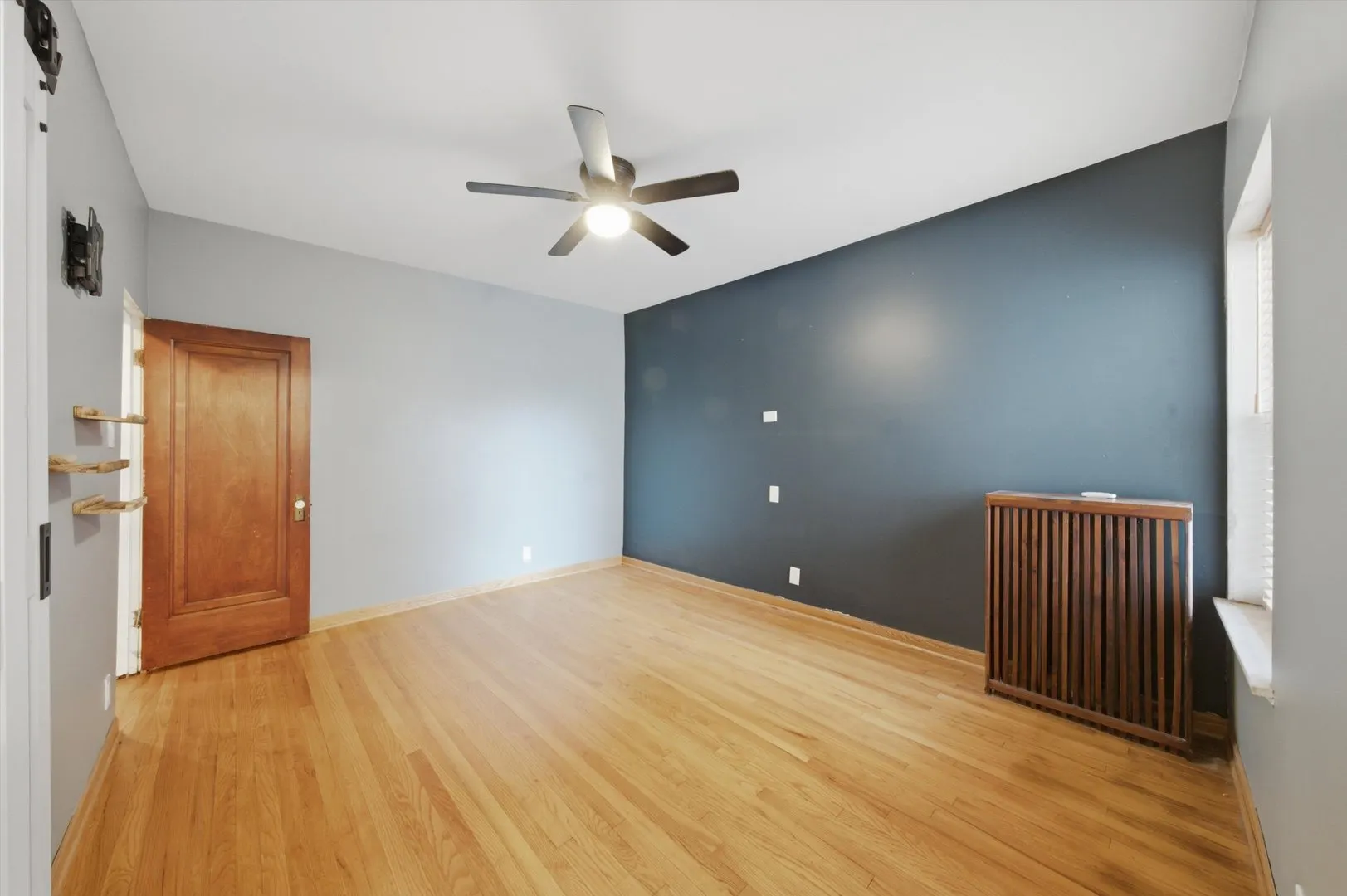 2640 W Logan Boulevard IL #102
