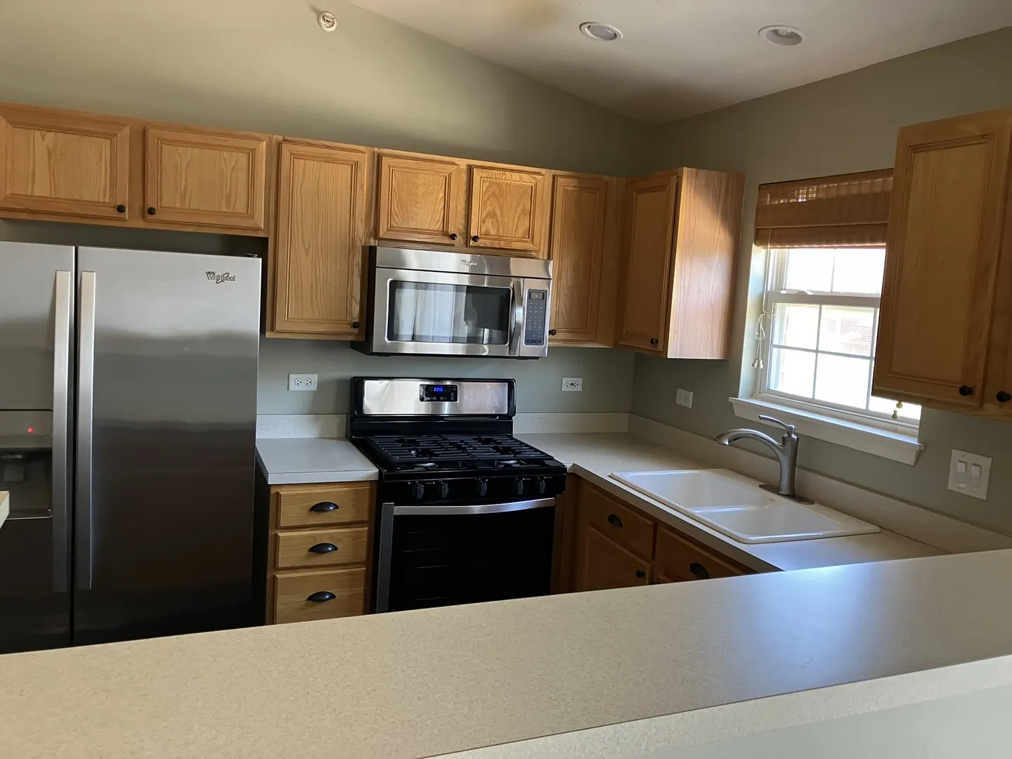 962 Kensington Drive IL #16-A3