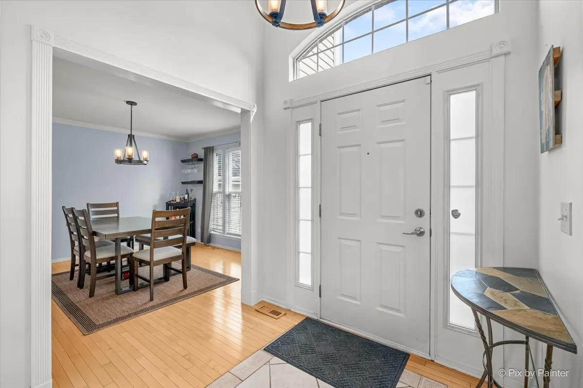 712 Brighton Circle IL
