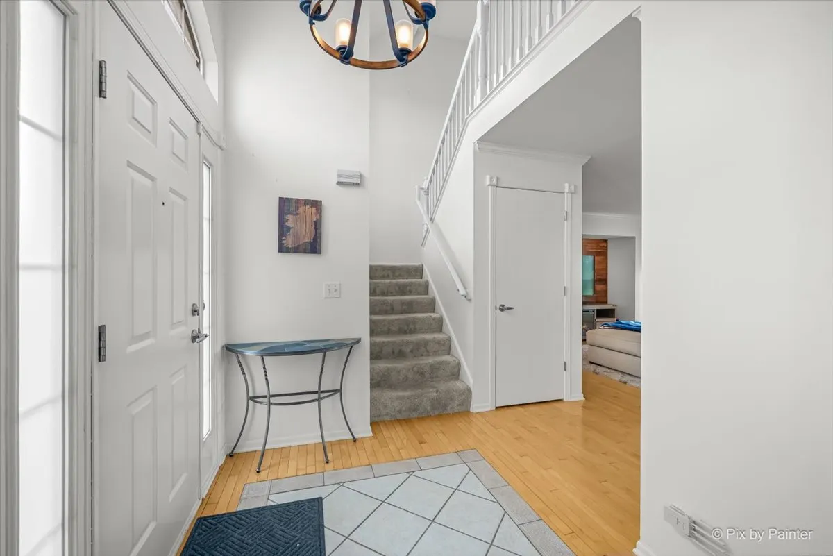 712 Brighton Circle IL