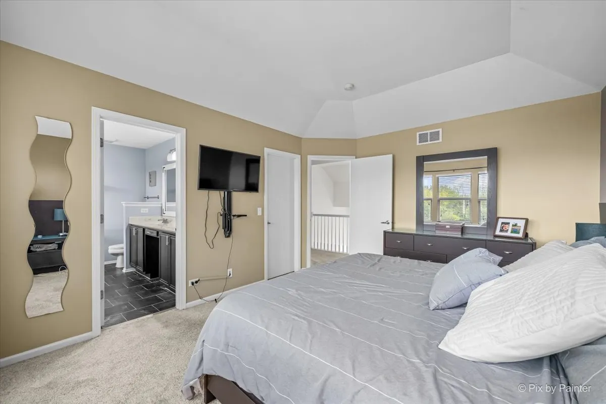 712 Brighton Circle IL