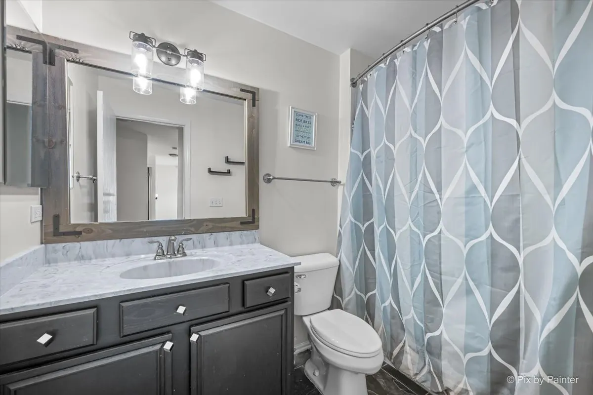 712 Brighton Circle IL