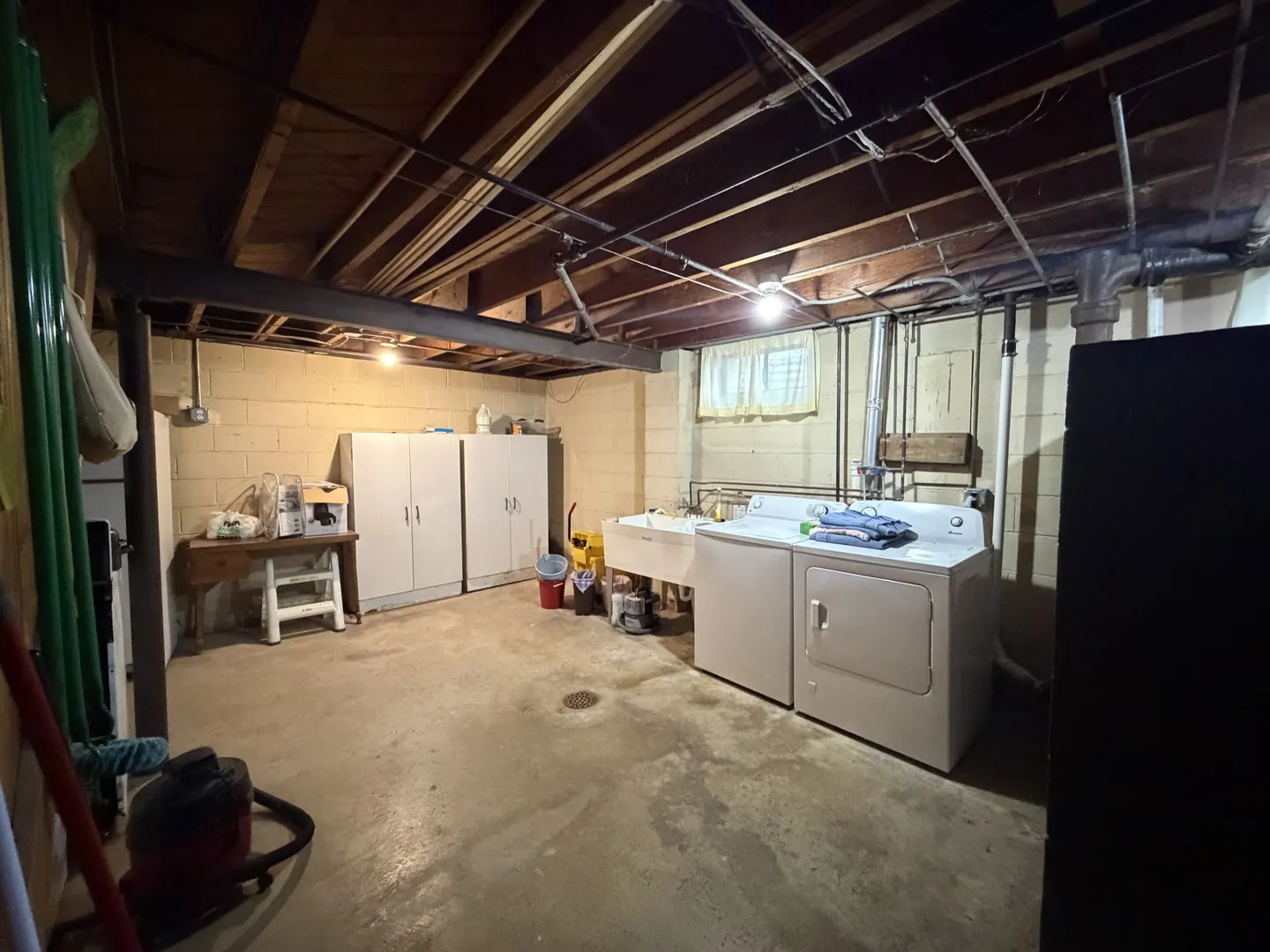 557 E 2nd Street IL