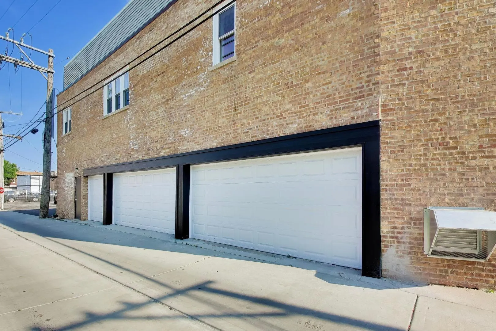 8324 Grand Avenue IL