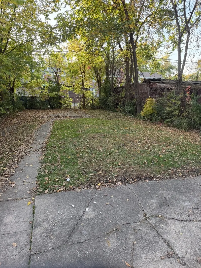 9728 S Chappel Avenue IL