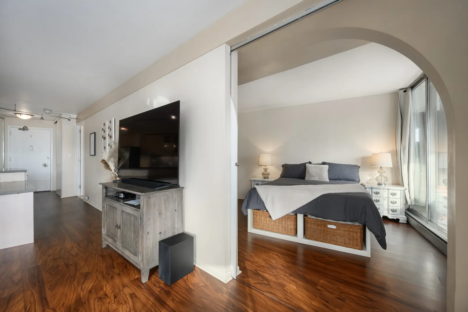 300 N STATE Street IL #3608