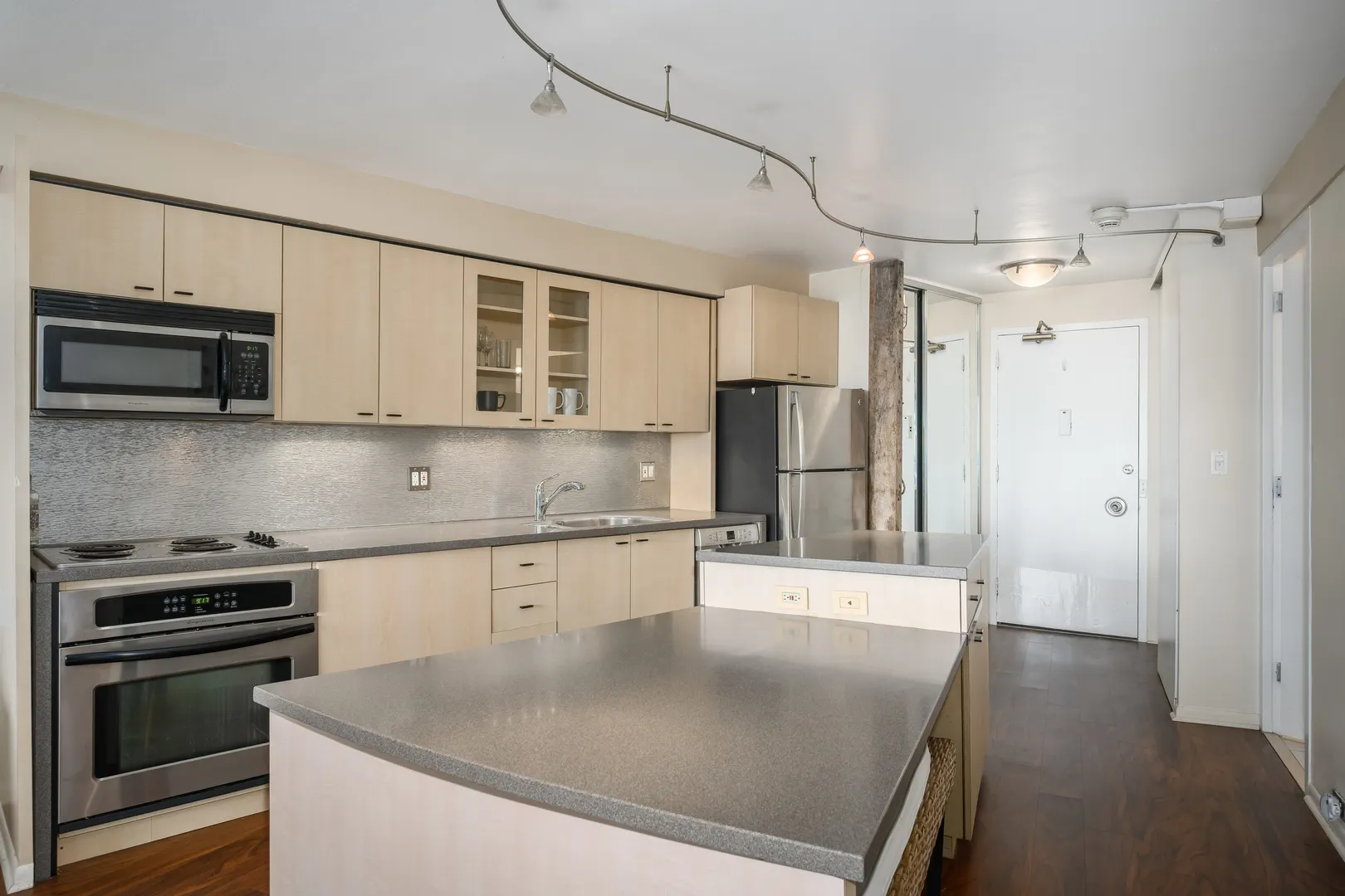 300 N STATE Street IL #3608