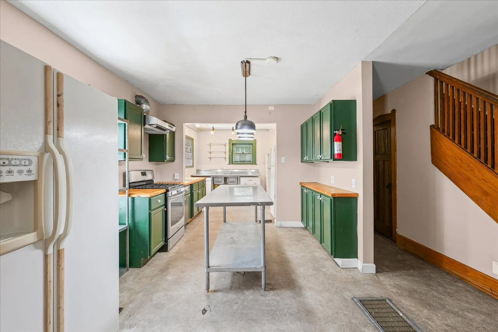 401 W Elm Street IL