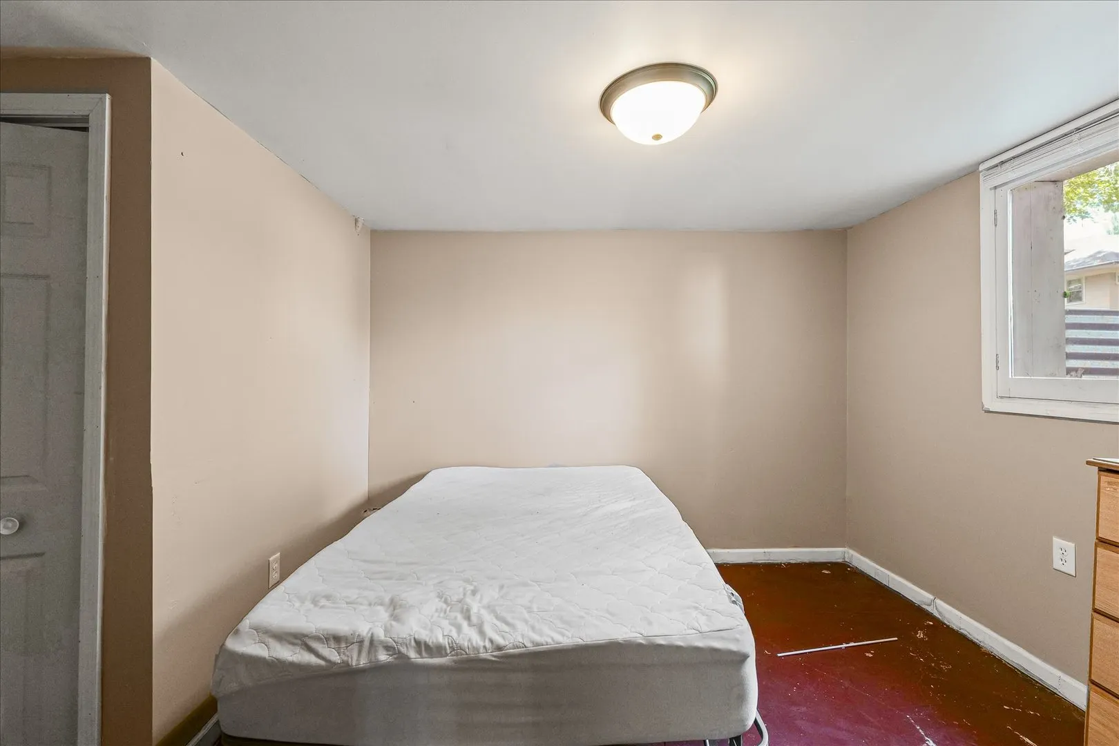 401 W Elm Street IL