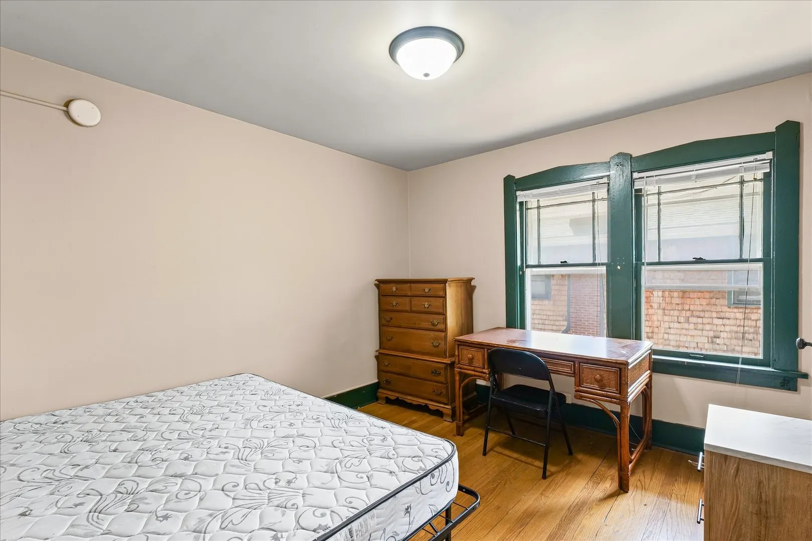 401 W Elm Street IL