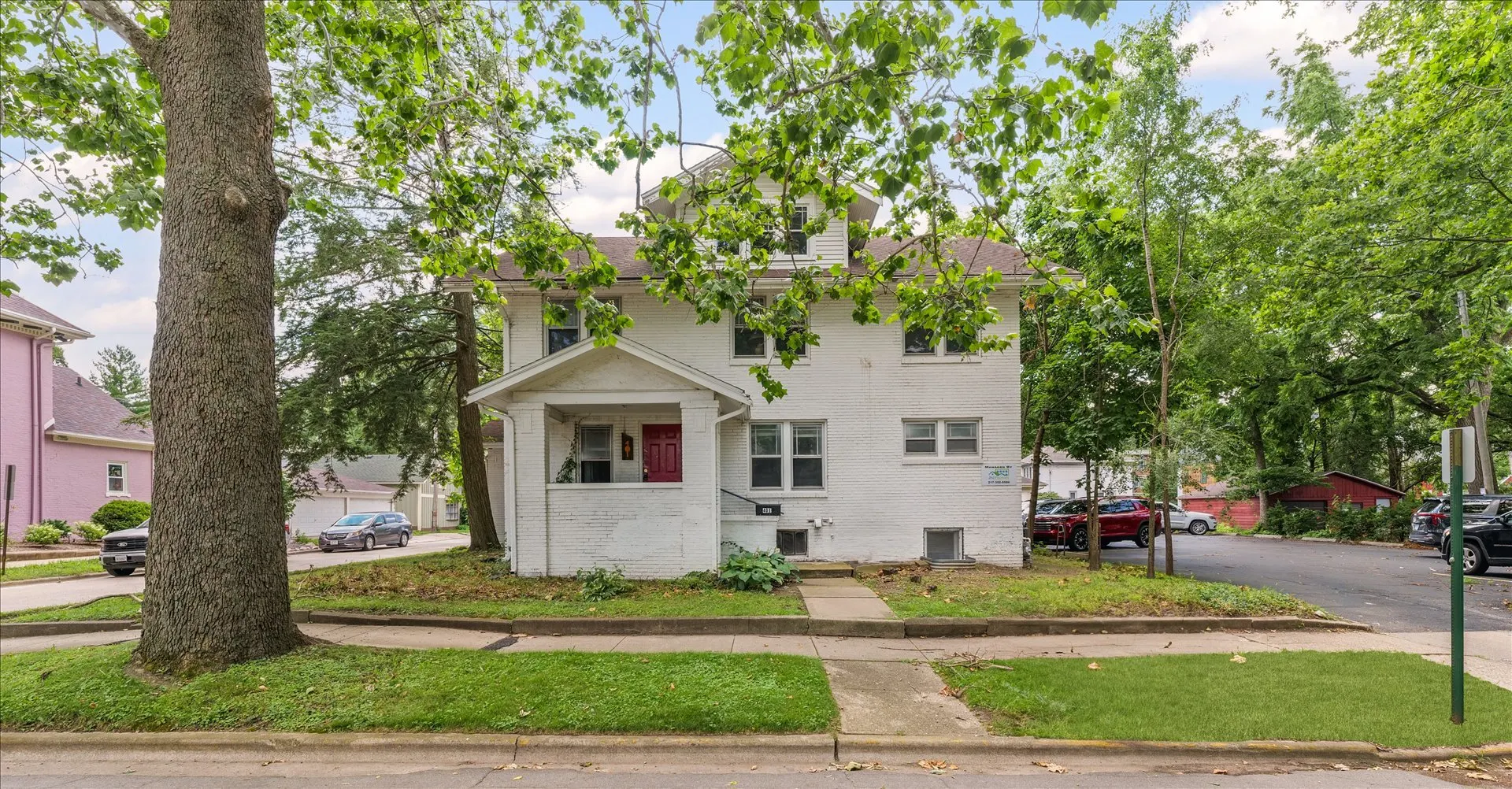 401 W Elm Street IL