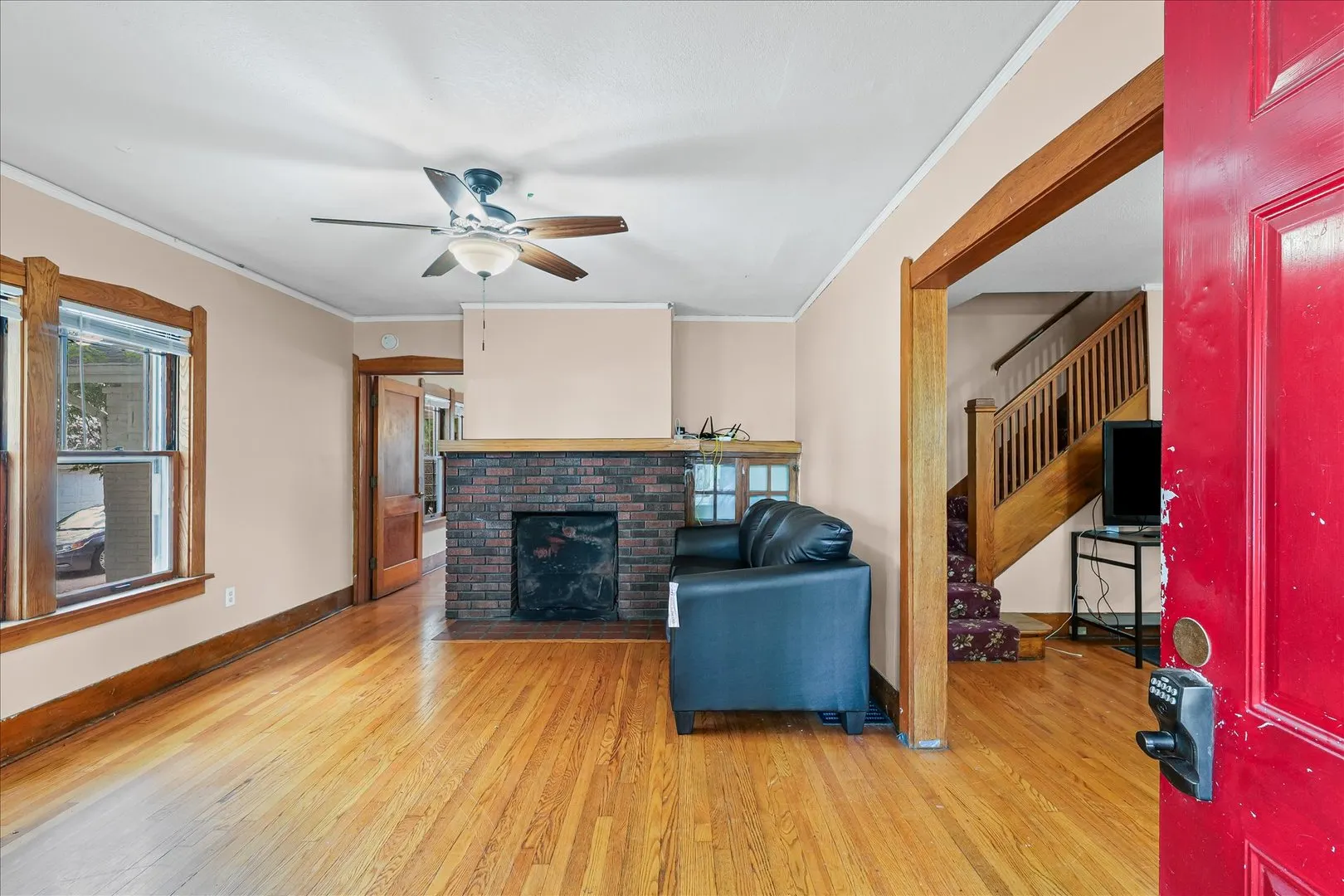 401 W Elm Street IL