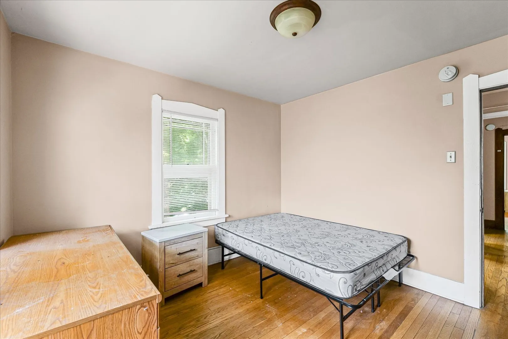 401 W Elm Street IL