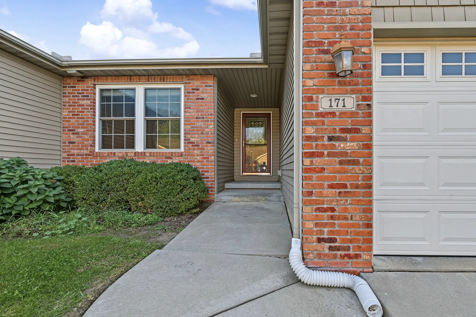 171 Cassidy Road IL
