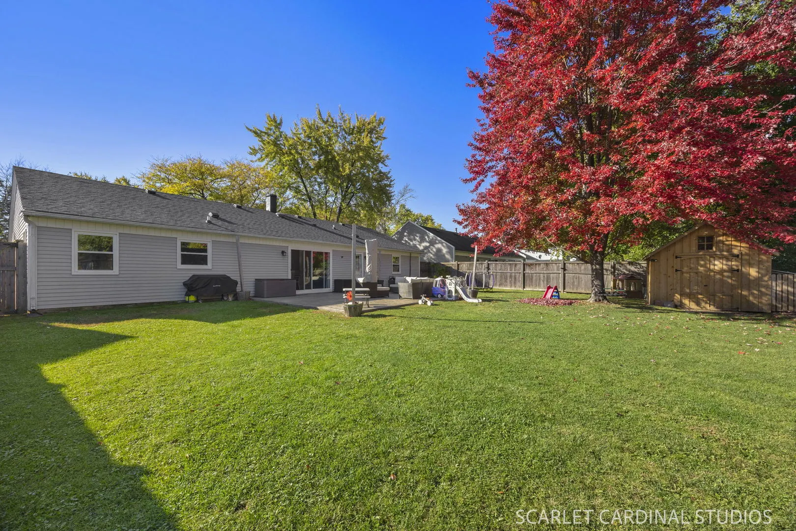 27 Fieldpoint Road IL