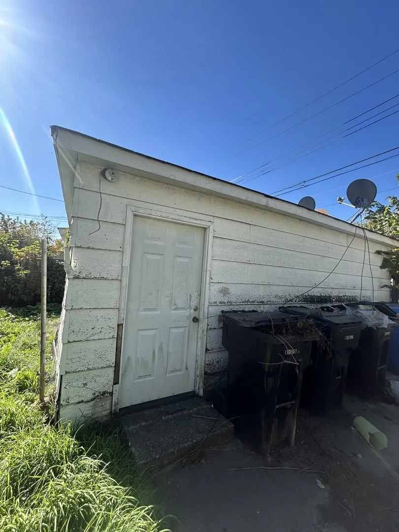 414 N Lawler Avenue IL