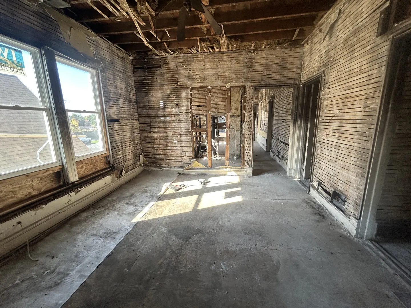 414 N Lawler Avenue IL