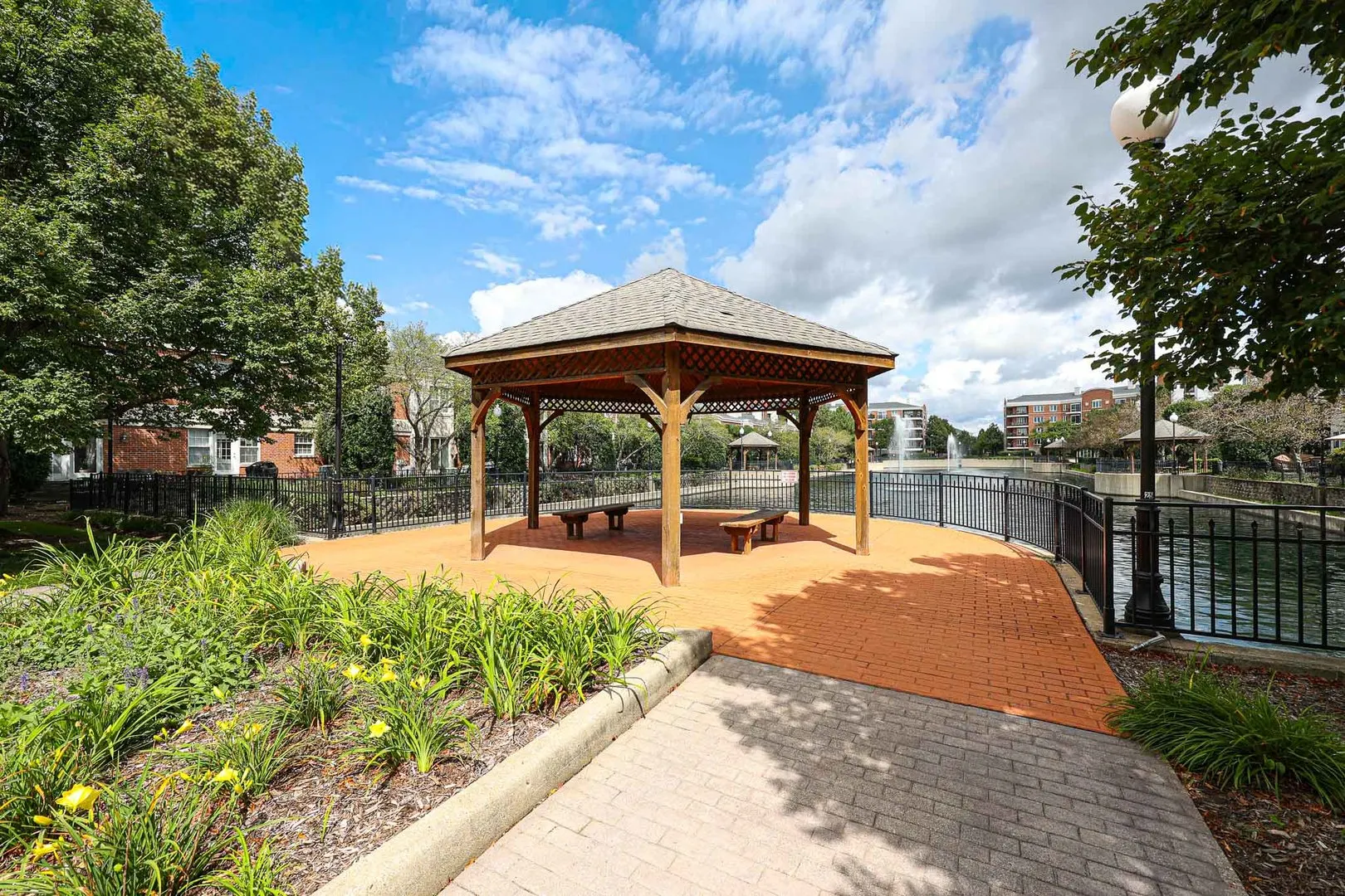 407 Town Place Circle IL #407