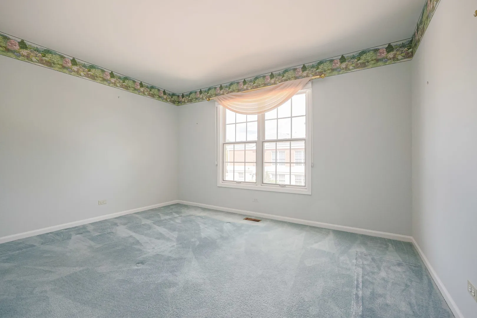 407 Town Place Circle IL #407