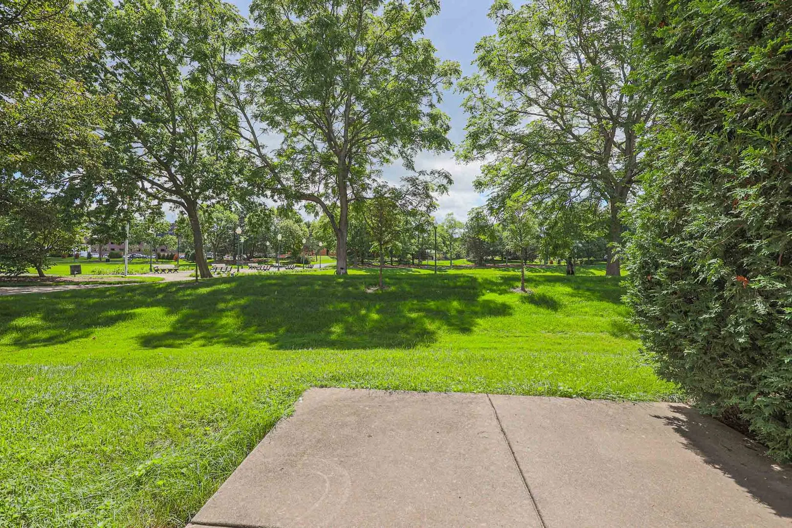 407 Town Place Circle IL #407