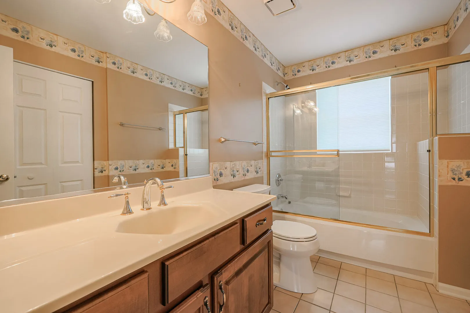 407 Town Place Circle IL #407