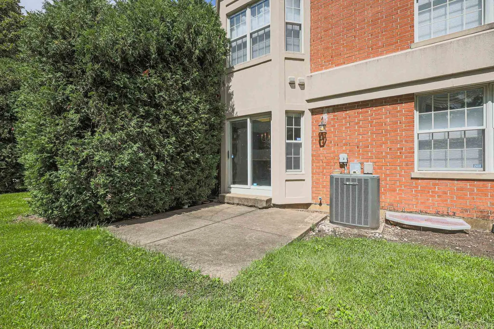 407 Town Place Circle IL #407