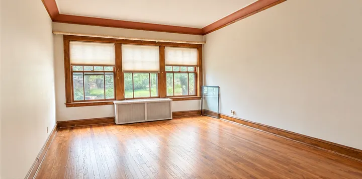 441 Ridge Avenue IL #1