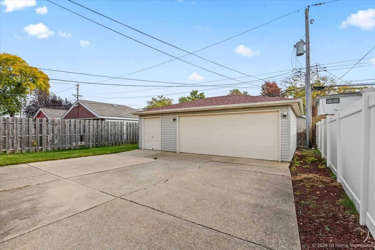 10241 S Albany Avenue IL