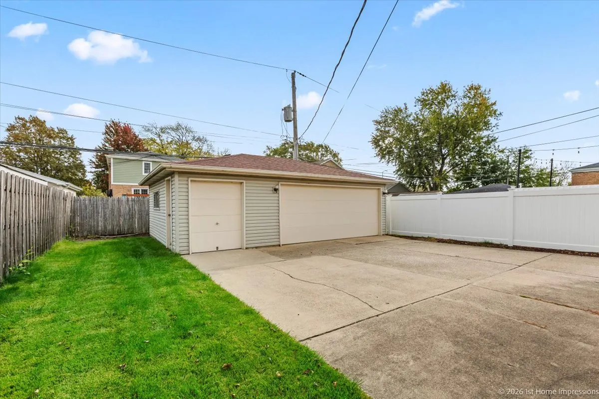 10241 S Albany Avenue IL
