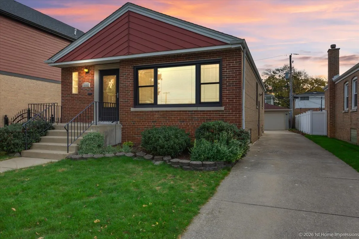 10241 S Albany Avenue IL