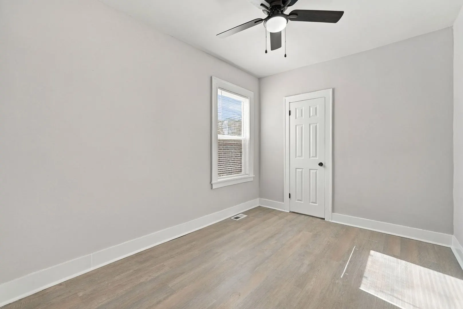 9613 S Greenwood Avenue IL