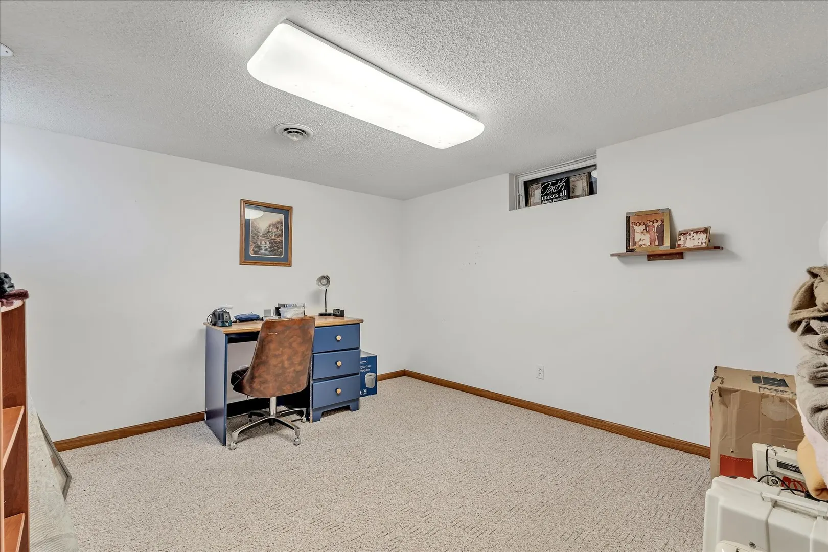2106 W COLUMBIA Avenue IA