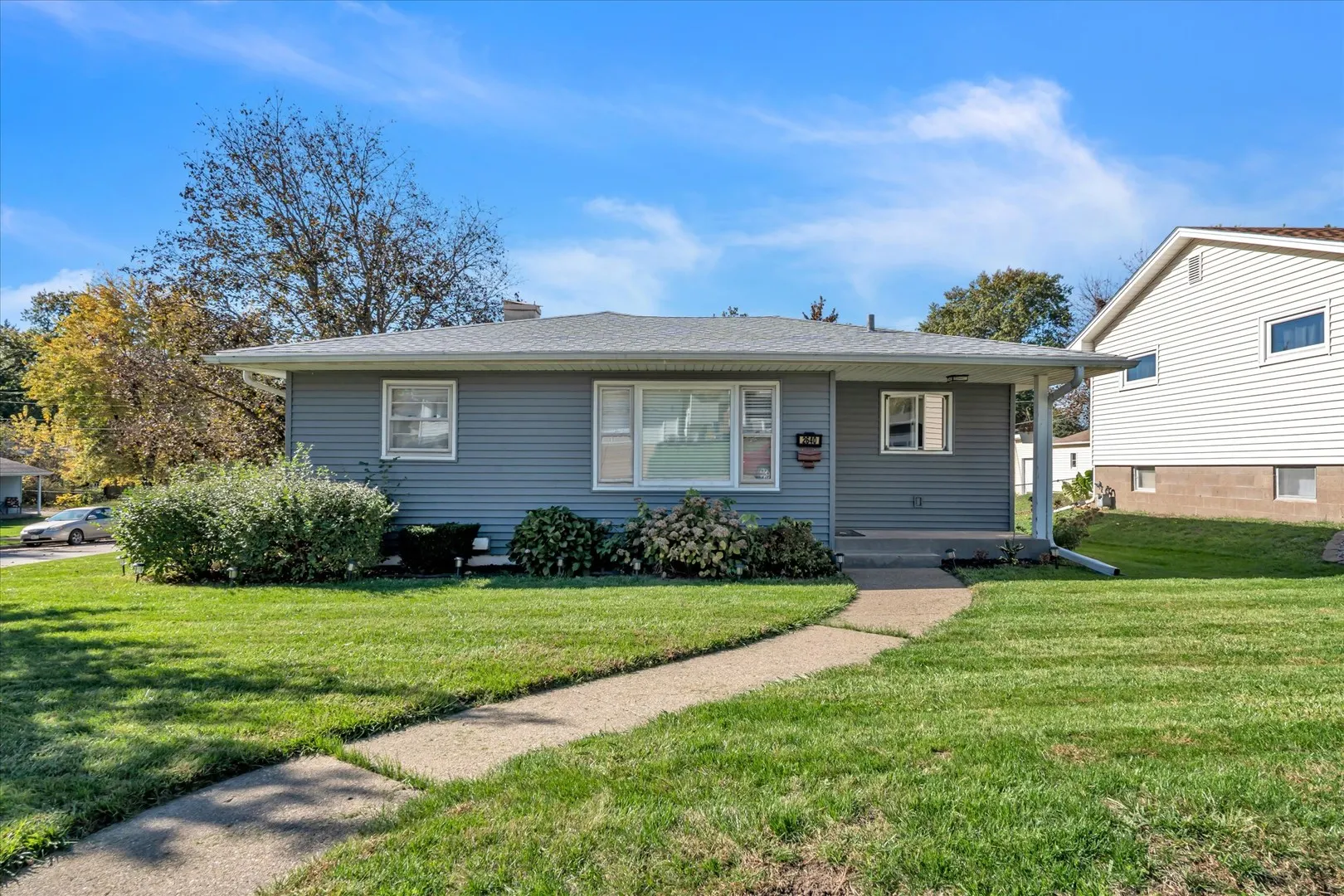 2106 W COLUMBIA Avenue IA
