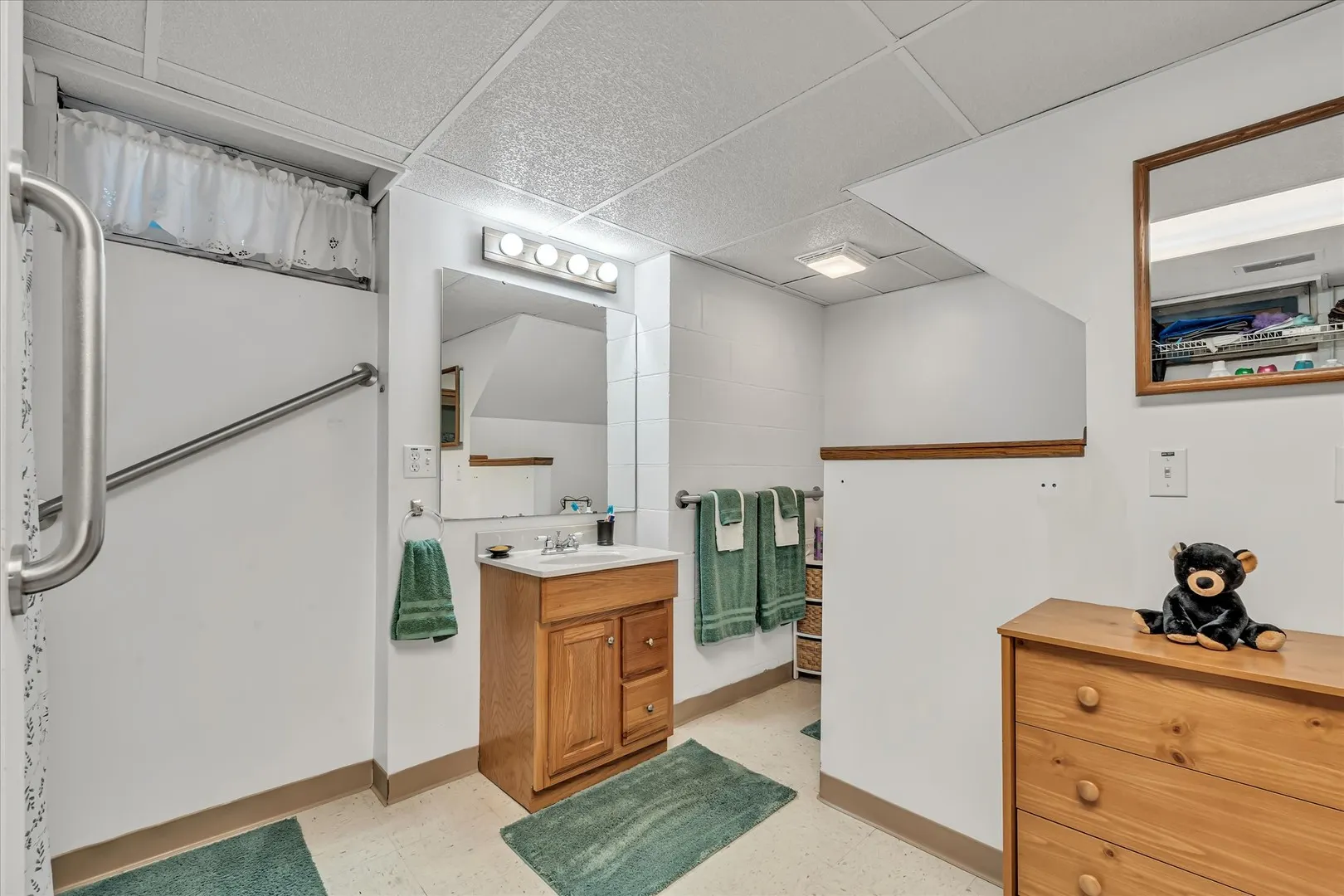 2106 W COLUMBIA Avenue IA