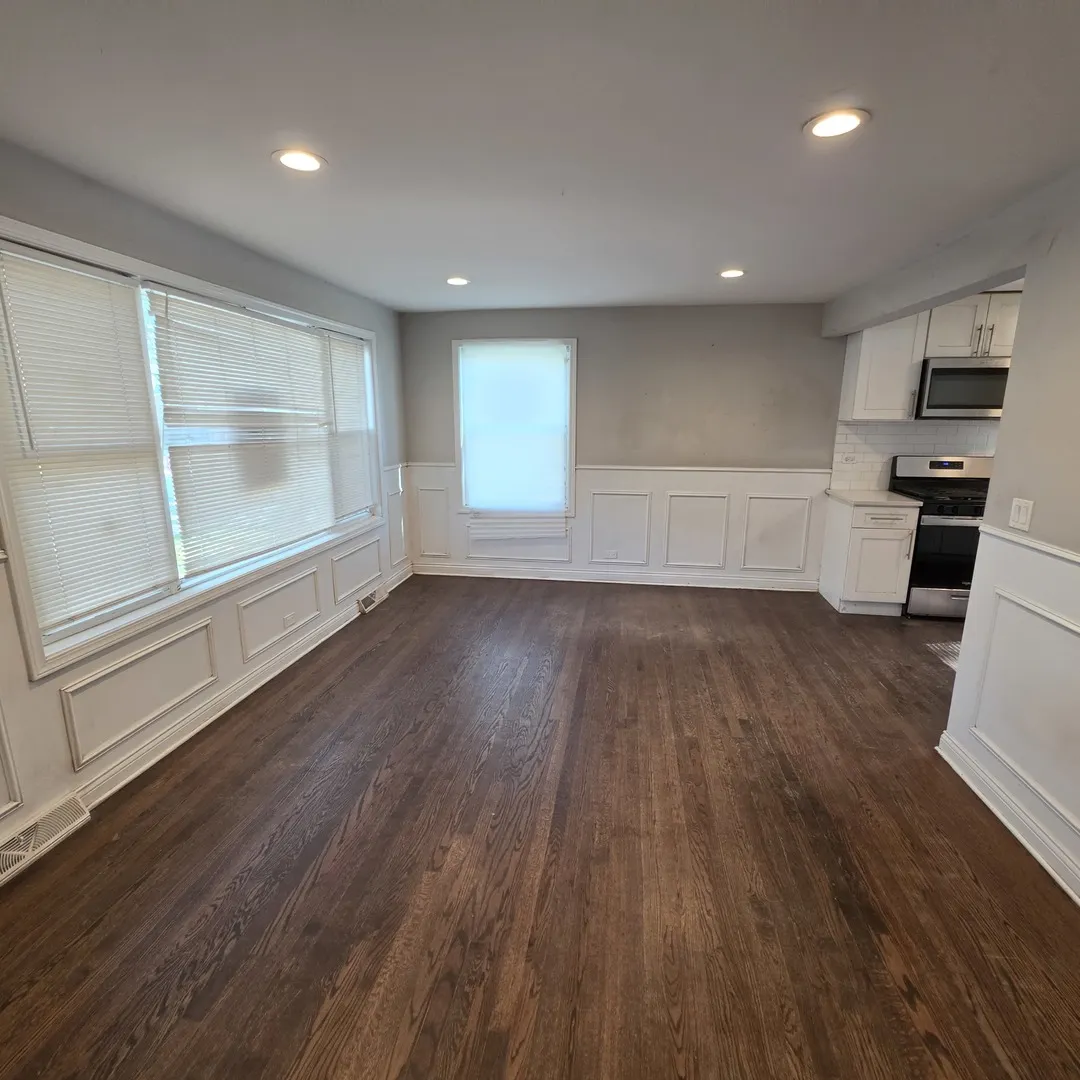 2000 S 3rd Avenue IL