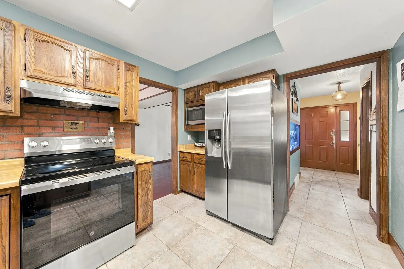 113 Queensbury Place IL