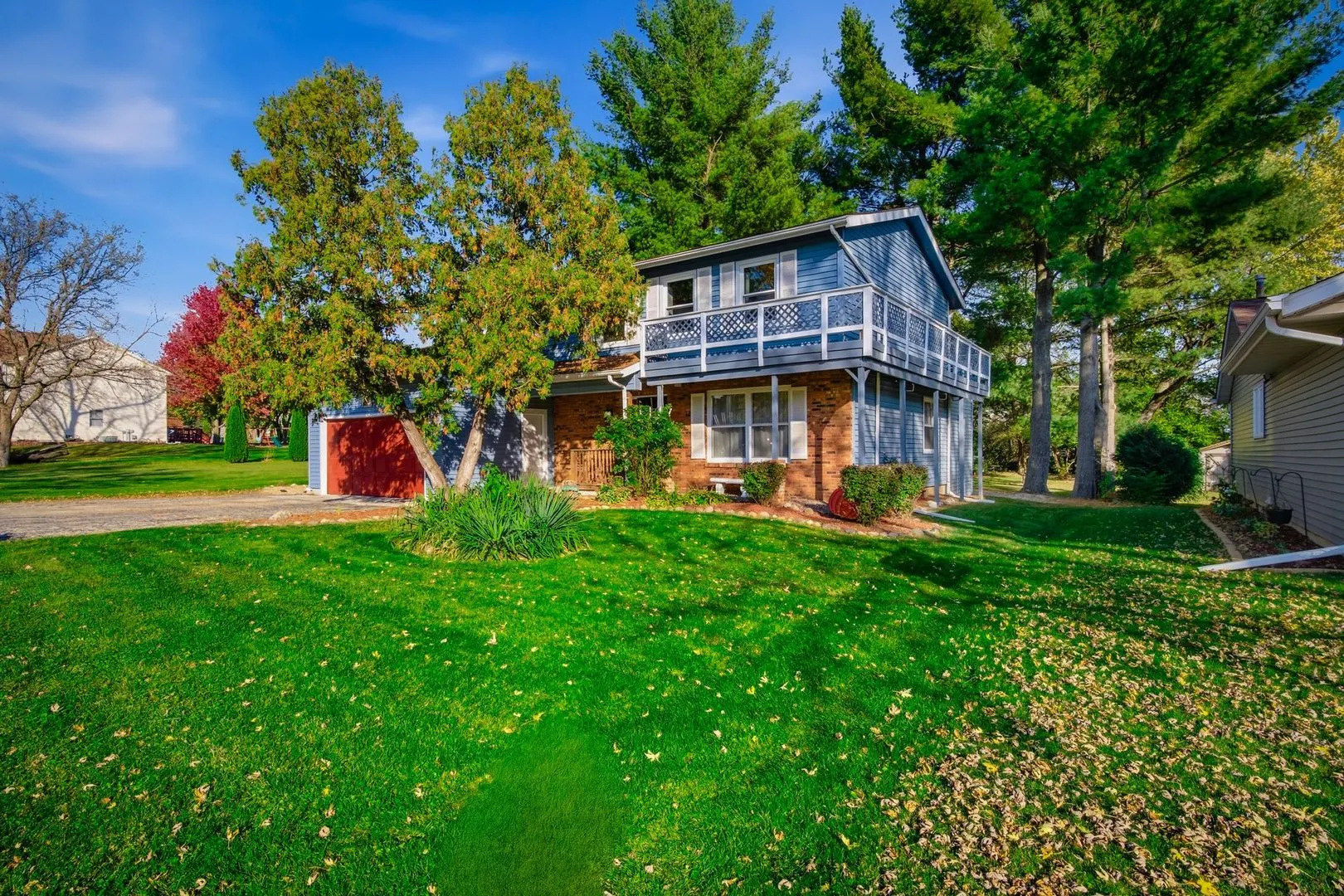 113 Queensbury Place IL