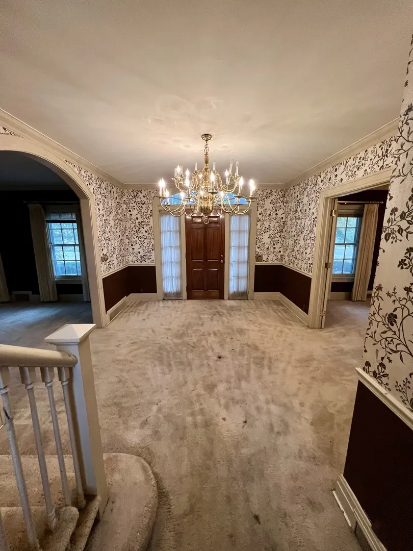 825 Compton Parkway IL