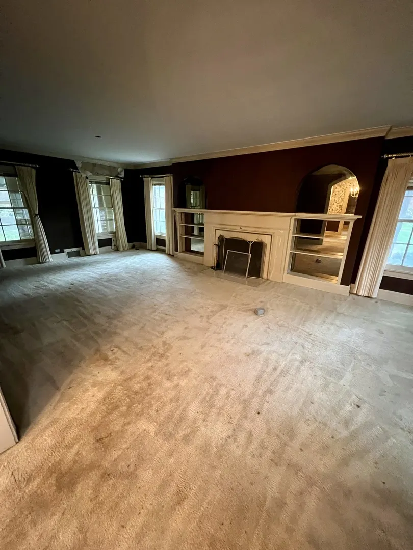 825 Compton Parkway IL