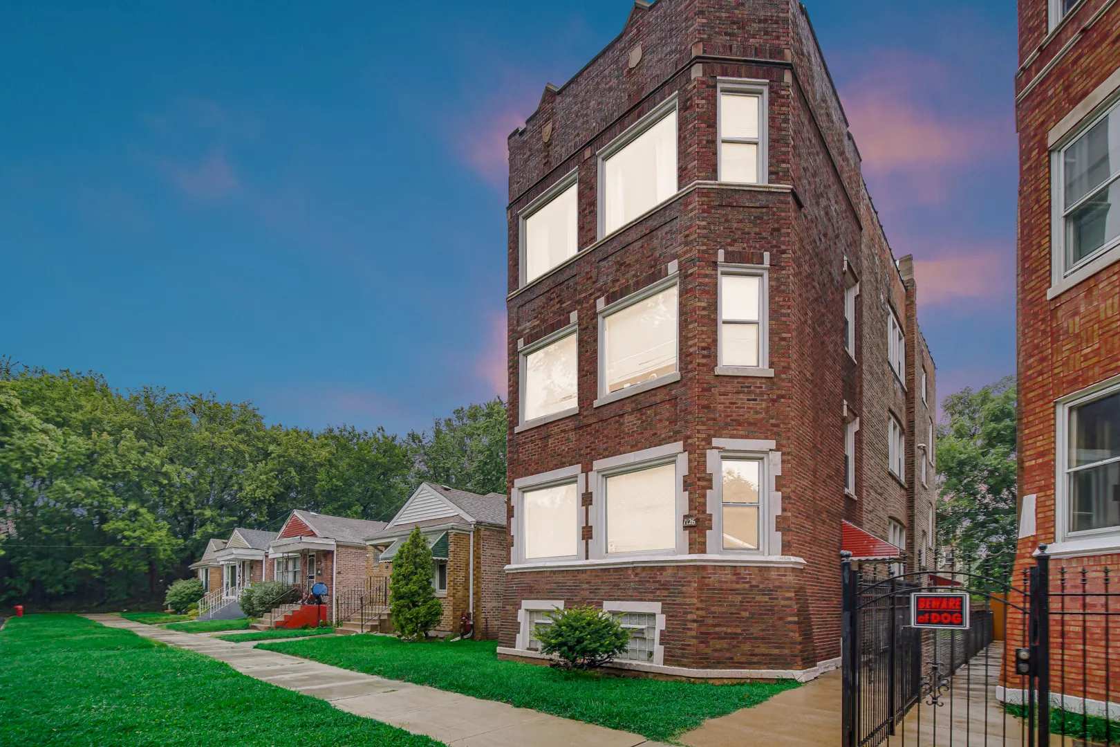 1126 E 81st Place IL #2