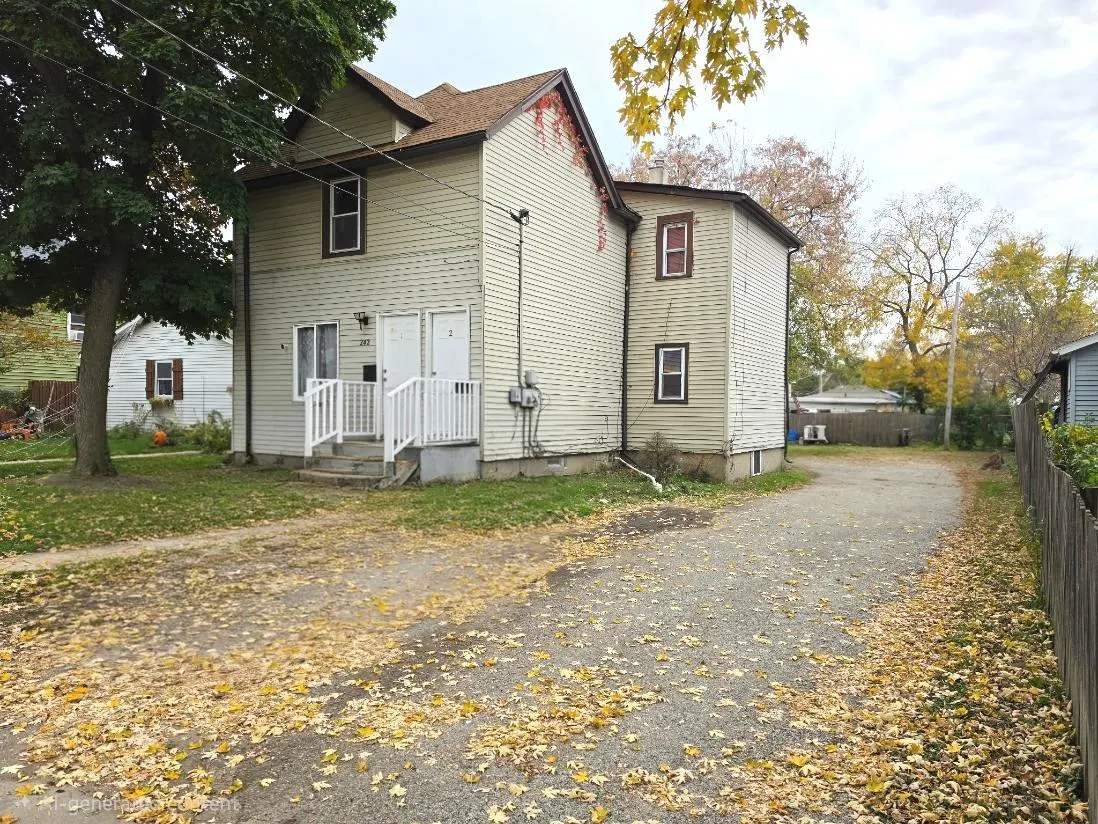 242 S Victory Street IL