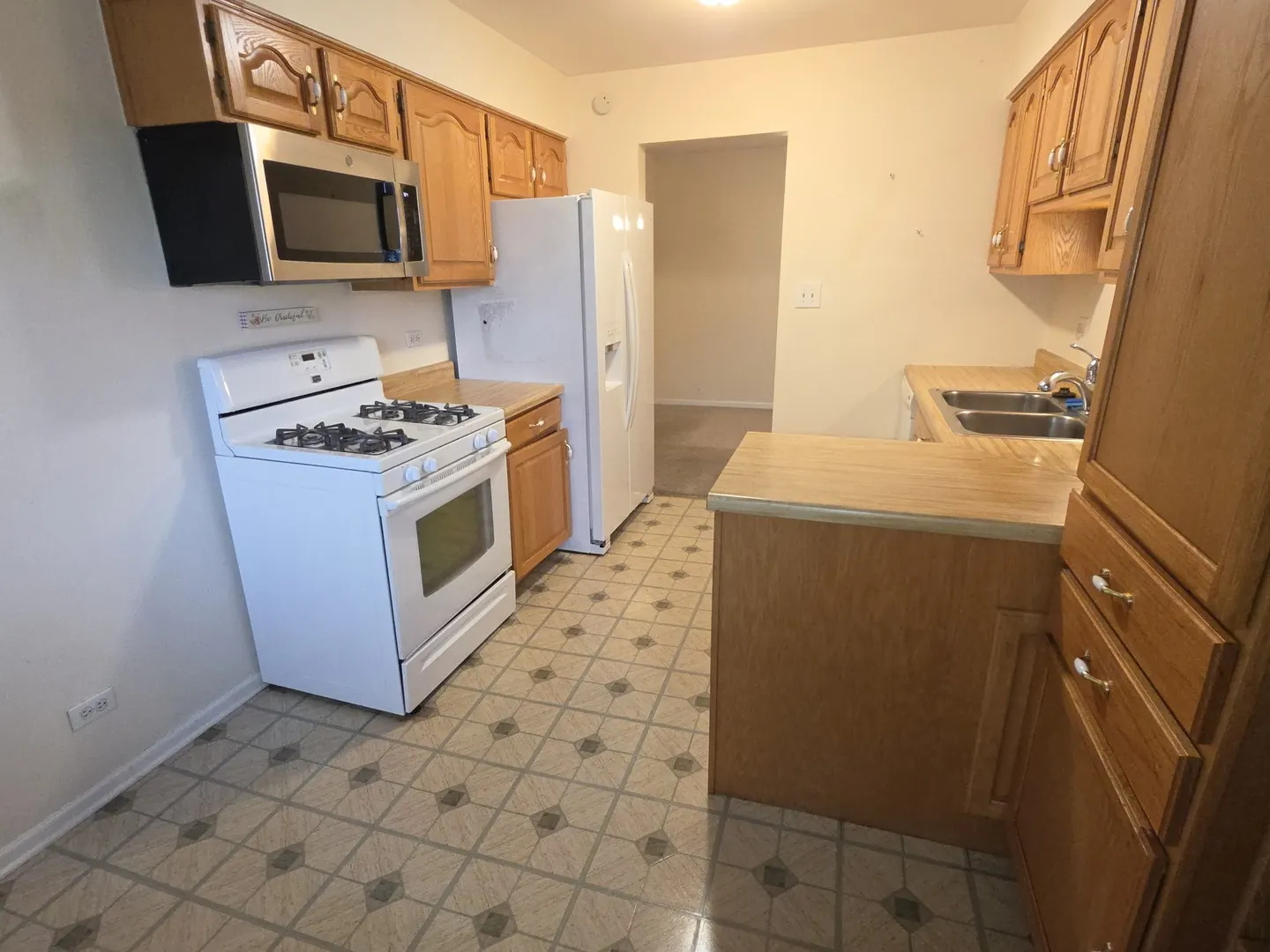 928 Surrey Drive IL #2B